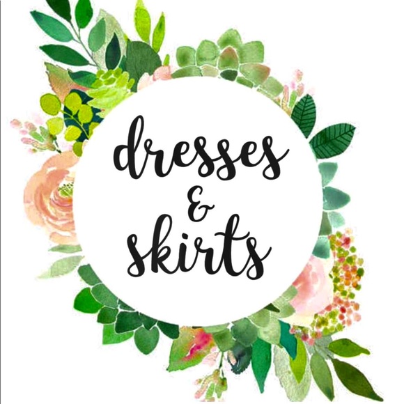 Dresses. - Picture 2 of 4